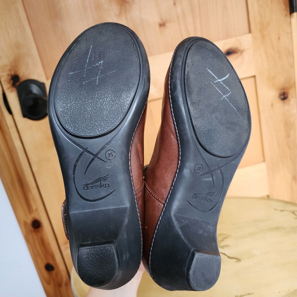 Dansko Bess EU 39 US 8.5 to 9 Brown Leather Mary Jane Pumps Sandals Cottagecore - Picture 5 of 6